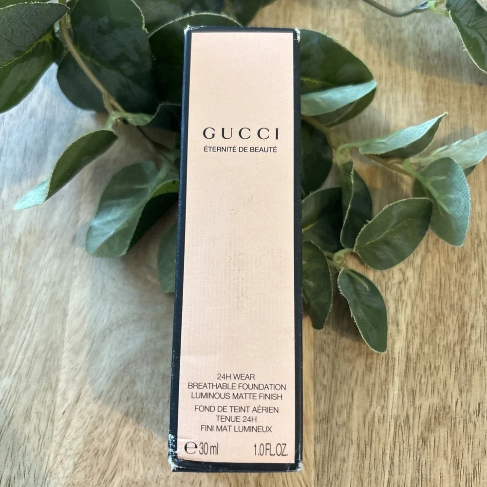 Gucci Eternite De Beaute 24H Wear Breathable Foundation 1oz Luminous Matte 320W